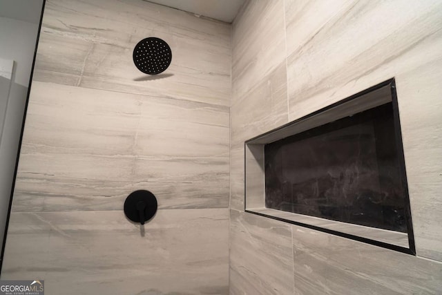 69 N Hearn Rd, Ellenwood, GA 30294 - bathroom view of a tile shower