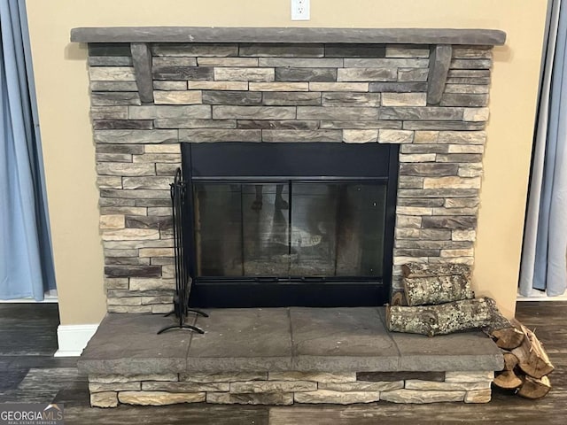 175 Bob White St, Jesup, GA 31545 - detailed view of a fireplace and wood finished floors