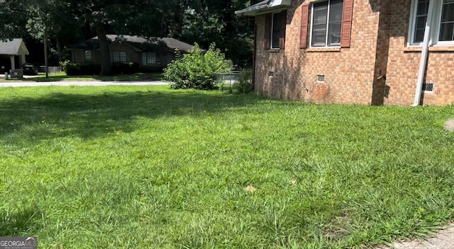 6521 Menlo Way, Rex, GA 30273 - view of green lawn