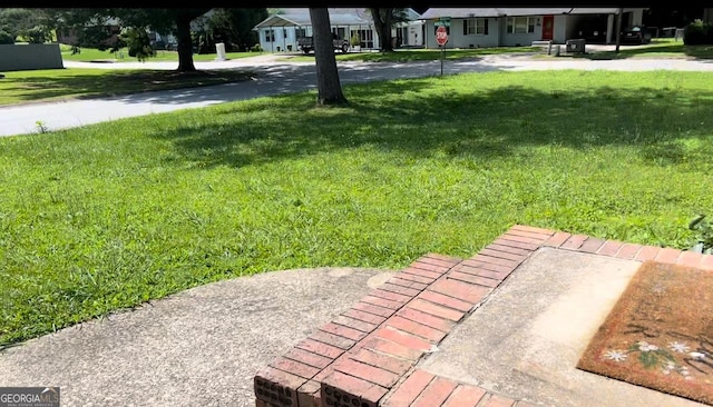 6521 Menlo Way, Rex, GA 30273 - view of green lawn