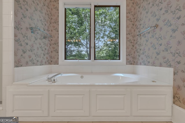 821 Carnellian Ln, Peachtree City, GA 30269 - full bathroom featuring wallpapered walls and a bath