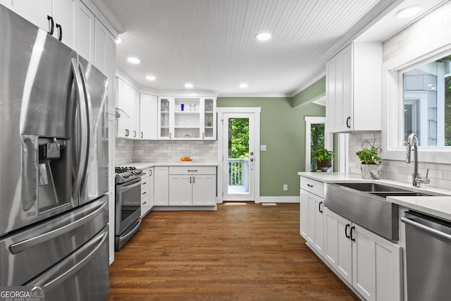 970 Pine Grove Pointe Dr, Roswell, GA 30075 - kitchen featuring appliances with stainless steel finishes, recessed lighting, light countertops, backsplash, and dark wood finished floors