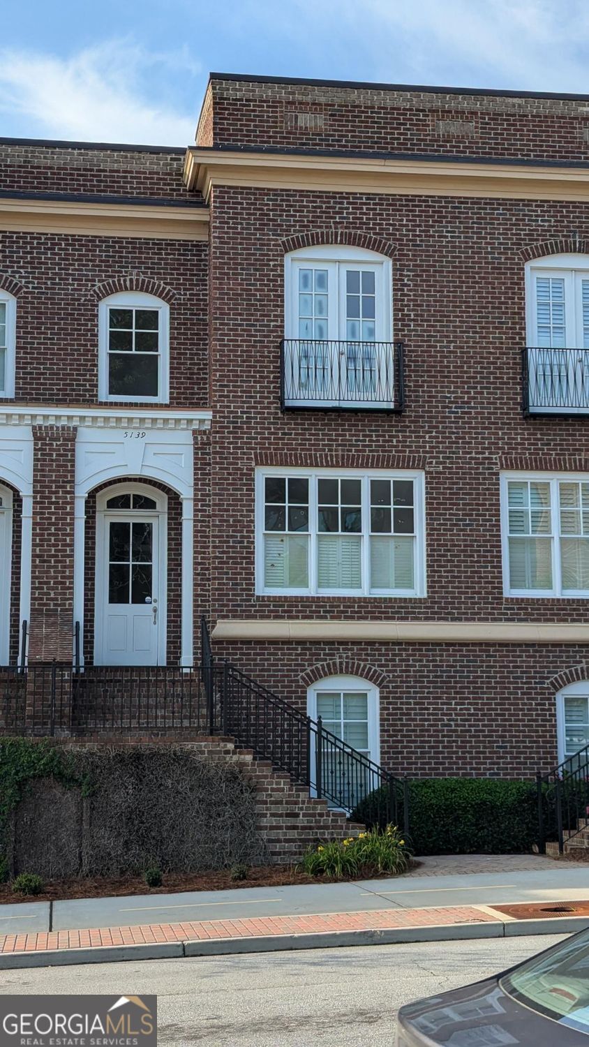 5139 Peachtree Rd, Chamblee, GA 30341 - view of front of home with brick siding