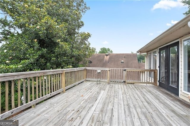 6381 Lakeview Dr, Buford, GA 30518 - view of wooden terrace