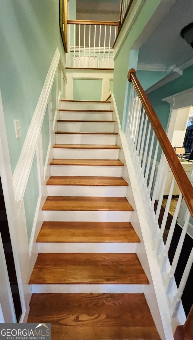 2481 Islands Hwy, Midway, GA 31320 - view of stairway