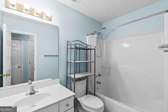 580 Lilburn School Rd, Lilburn, GA 30047 - bathroom featuring shower / bath combo with shower curtain, vanity, and a textured ceiling