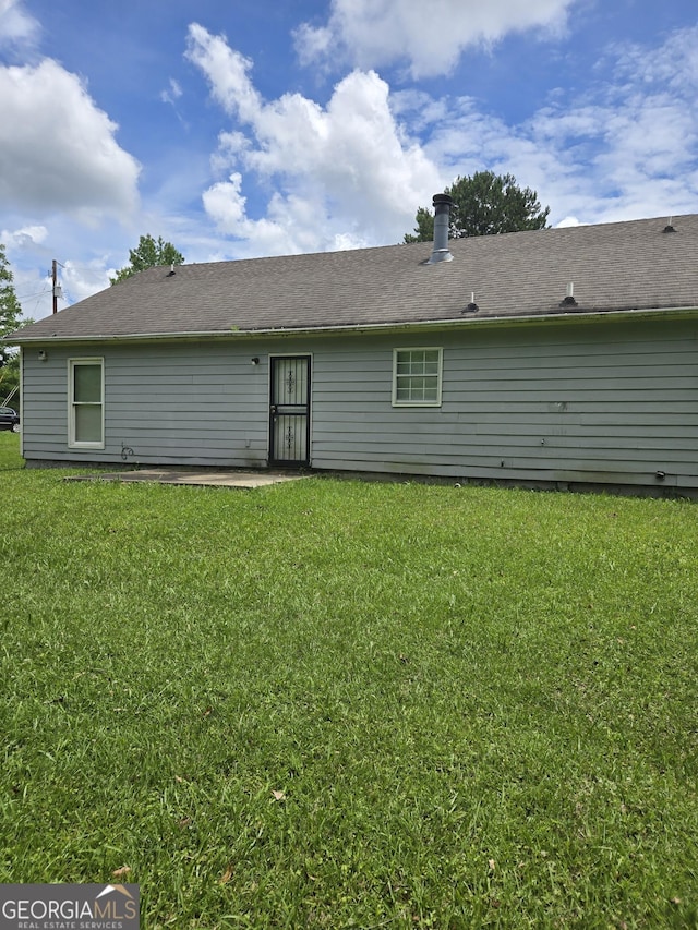 2985 Garnet Way S, Fulton, GA 30349 - back of house with a lawn