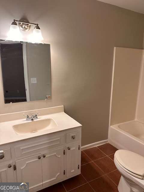 519 Roy St SW, Atlanta, GA 30310 - bathroom with vanity and tile patterned floors