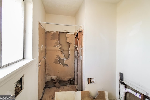 2571 Beech St, Morrow, GA 30260 - bathroom with a shower