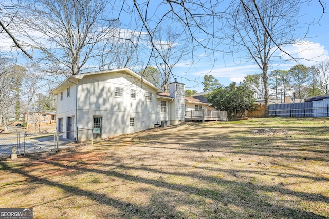 2511 Due W Cir NW, Kennesaw, GA 30152 - view of yard with a garage and a gate