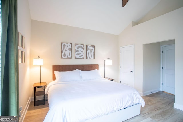 309 E 41st St, Savannah, GA 31401 - bedroom featuring light wood-style floors, lofted ceiling, and ceiling fan