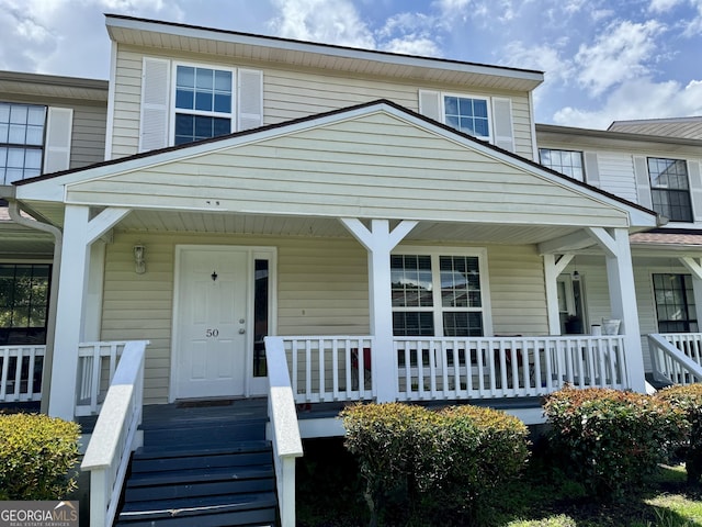912 Pineland Ave Apt 50, Hinesville, GA 31313 - multi unit property with covered porch