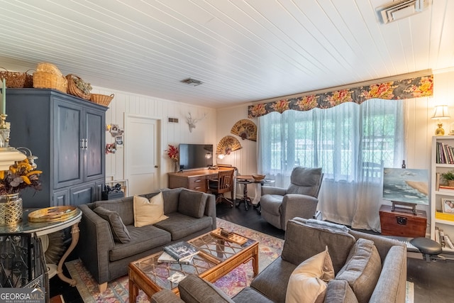 8815 Campbellton St, Douglasville, GA 30134 - living area featuring ornamental molding