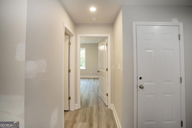266 Patillo Rd, Jackson, GA 30233 - corridor featuring light wood finished floors and recessed lighting