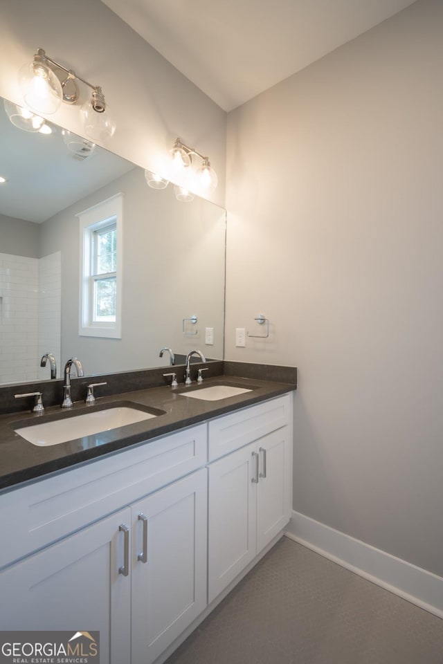 145 Holmes Ave, Athens, GA 30606 - full bath with double vanity and baseboards