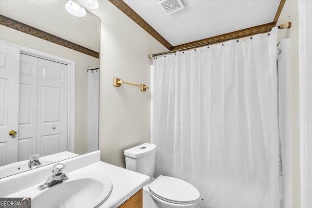 116 Overlook Bnd, Kingsland, GA 31548 - full bathroom with a textured ceiling, vanity, and a shower with curtain