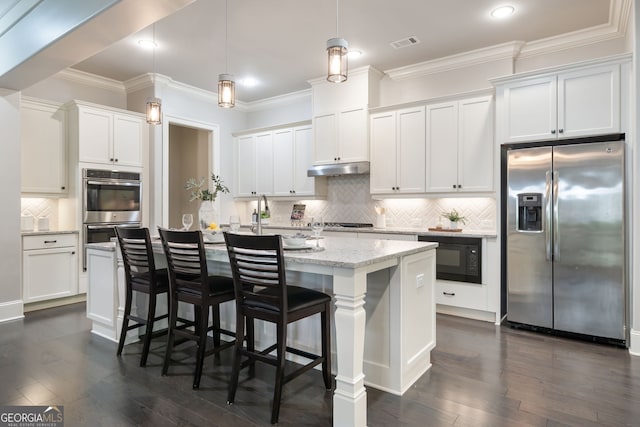 10580 Grandview Sq, Johns Creek, GA 30097 - kitchen with black appliances, tasteful backsplash, white cabinetry, a center island with sink, and dark wood-type flooring