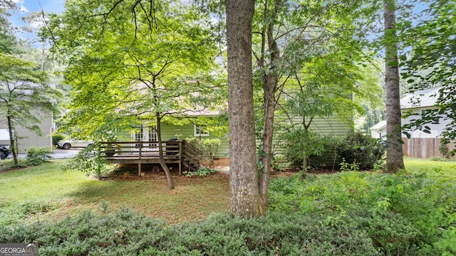 3627 Spring Meadow Ct, Acworth, GA 30101 - view of yard featuring a deck