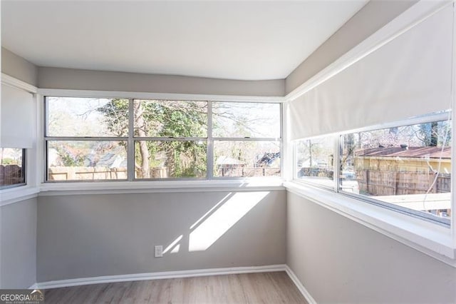 469 Mellview Ave, Atlanta, GA 30310 - view of unfurnished sunroom