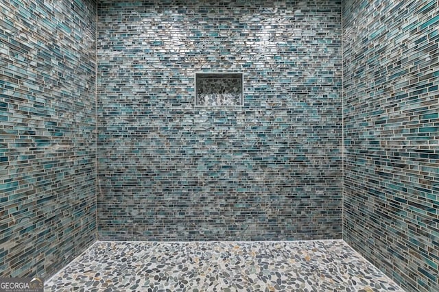 67 Mcnelley Dr, Morganton, GA 30560 - bathroom featuring a tile shower