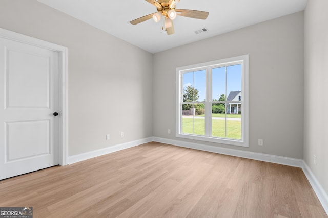 3 Honeysuckle Dr, Claxton, GA 30417 - unfurnished room featuring light wood-style flooring and ceiling fan