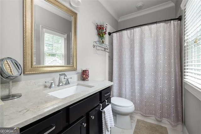 127 Oak Ln, Decatur, GA 30030 - bathroom with vanity, crown molding, and a shower with curtain