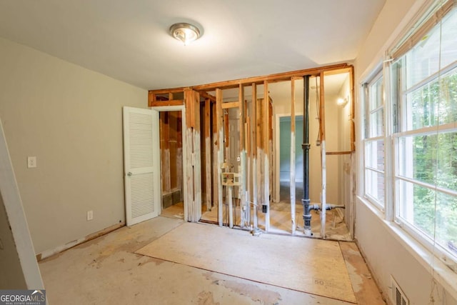 4201 Hicks Rd, Austell, GA 30106 - bathroom featuring plenty of natural light