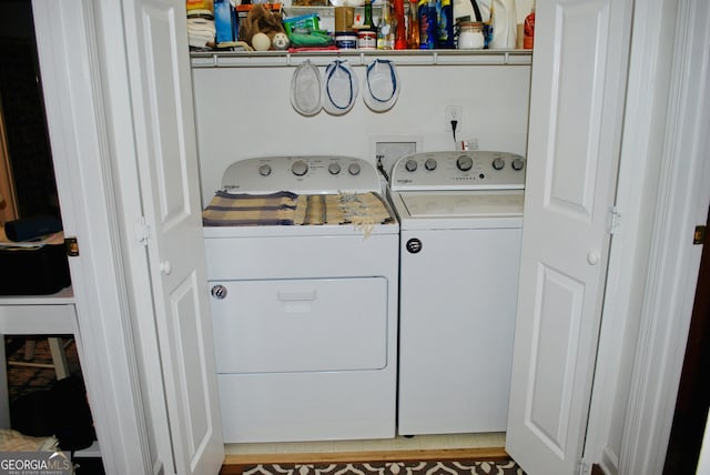 2887 Florence Dr, Gainesville, GA 30504 - laundry area featuring washer and dryer
