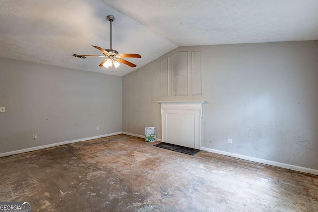 5856 Rock Rd, Union City, GA 30291 - unfurnished room with a chandelier and a textured ceiling