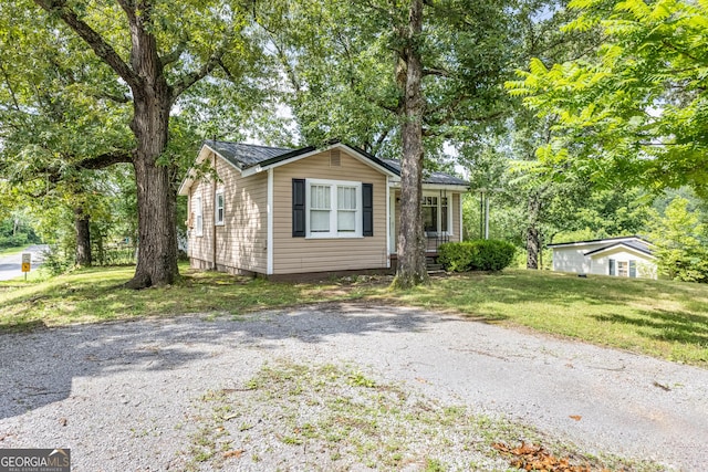712 Moore Ave, Lafayette, GA 30728 - view of front of house with a front yard
