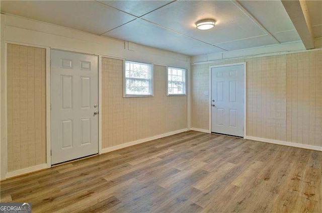 24 Echo Ridge Dr, Powder Springs, GA 30127 - foyer entrance with wood finished floors and baseboards