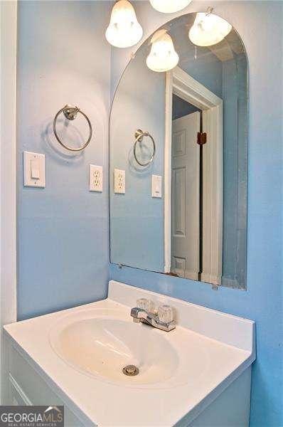 24 Echo Ridge Dr, Powder Springs, GA 30127 - bathroom featuring vanity