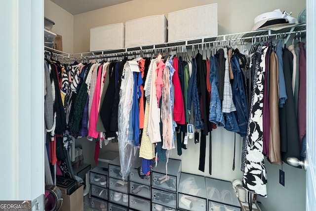 207 Cross Rd, Acworth, GA 30102 - view of walk in closet