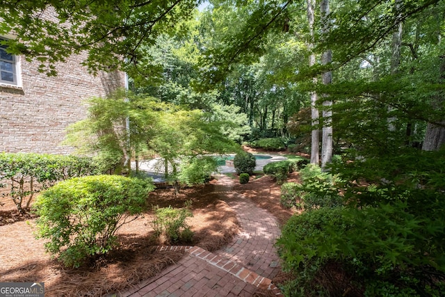 1650 Harvest Ln, Alpharetta, GA 30004 - view of yard