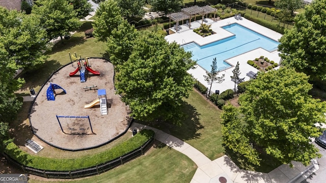 1004 Bayrose Cir, East Point, GA 30344 - bird's eye view of a pool and a park