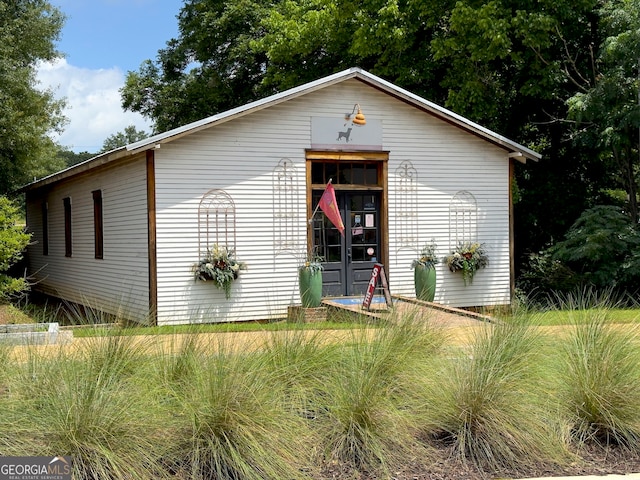 9701 Davis St, Braselton, GA 30517 - view of side of home with an outdoor structure