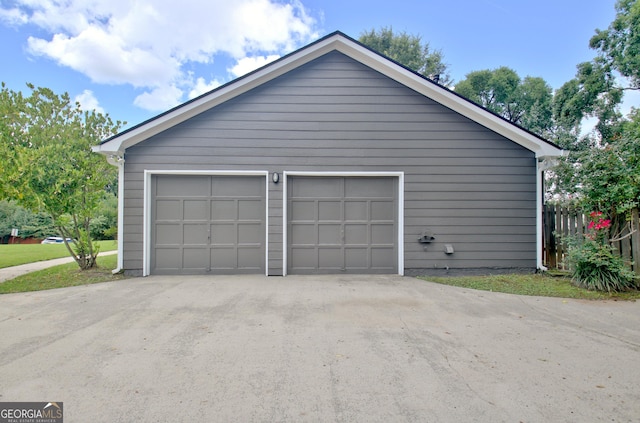 110 Chesterfield Ct, Fayetteville, GA 30214 - view of detached garage