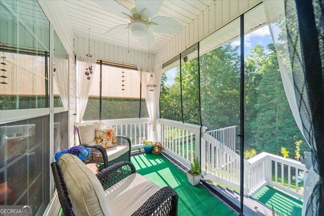 221 Timber Ridge Dr, Clarkesville, GA 30523 - sunroom featuring ceiling fan and an outdoor hangout area