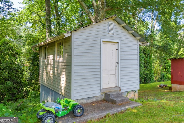 116 Rickman St, Toccoa, GA 30577 - view of shed with entry steps