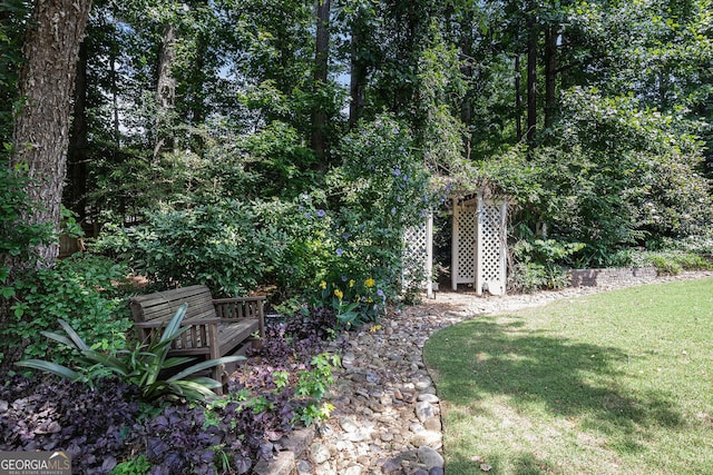 351 Prestbury Ct, Suwanee, GA 30024 - view of grassy yard