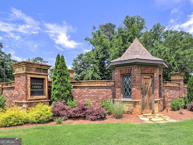 913 Sunny Meadows Ln, Marietta, GA 30062 - community sign with a yard