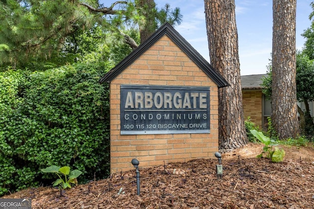 115 Biscayne Dr NW Unit E3, Atlanta, GA 30309 - view of community / neighborhood sign