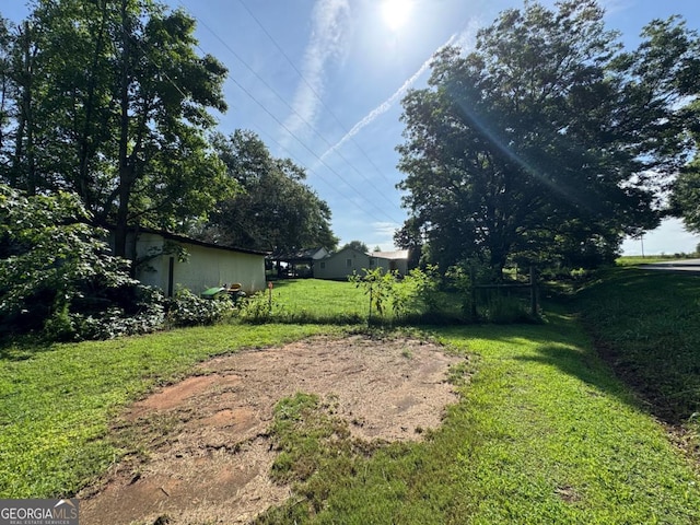 56 Harry Pauls Rd, Danielsville, GA 30633 - view of green lawn