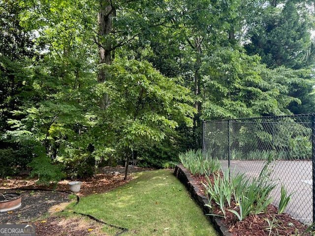 149 Crown Oaks Dr, Stockbridge, GA 30281 - view of yard