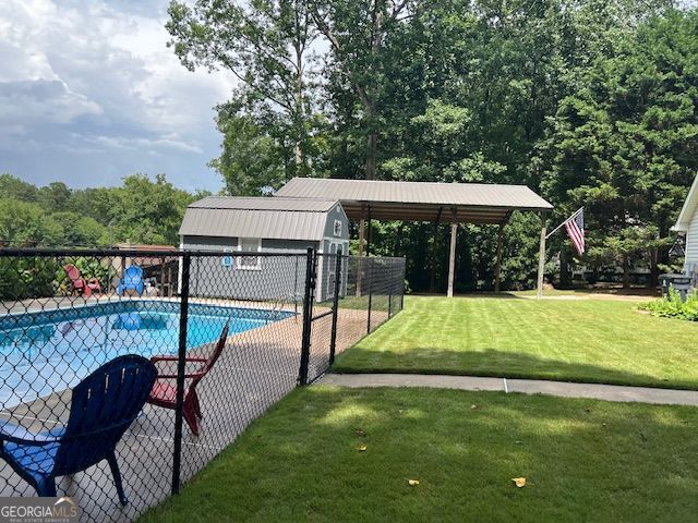 149 Crown Oaks Dr, Stockbridge, GA 30281 - view of pool