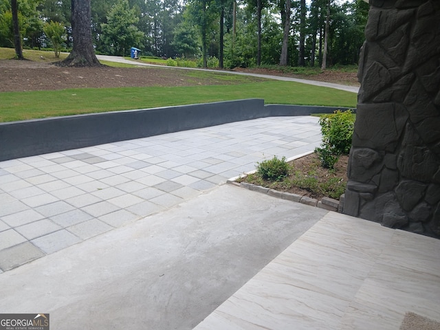 6985 Butner Rd, South Fulton, GA 30349 - view of patio / terrace