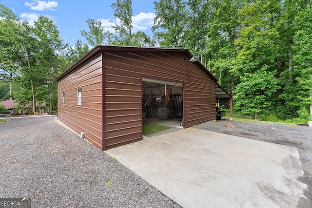 1572 Azalea Dr, Lawrenceville, GA 30043 - view of detached garage