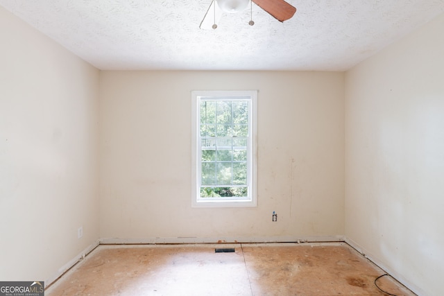 3930 Pine Tree Ln, Gainesville, GA 30501 - unfurnished room with a textured ceiling and ceiling fan
