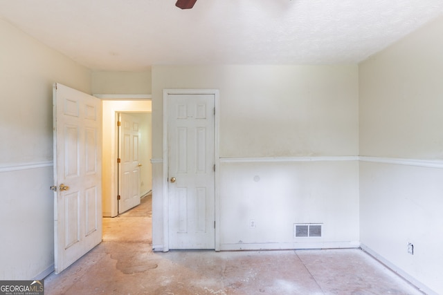 3930 Pine Tree Ln, Gainesville, GA 30501 - unfurnished room featuring concrete floors and a ceiling fan