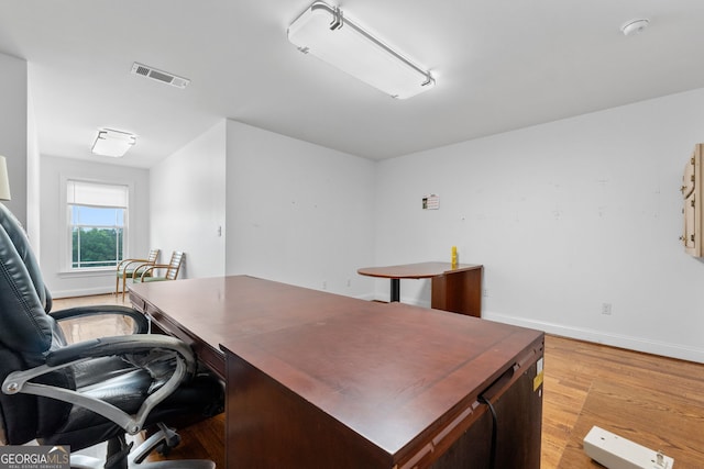 735 Firetower Rd, Thomaston, GA 30286 - office featuring light wood finished floors and baseboards